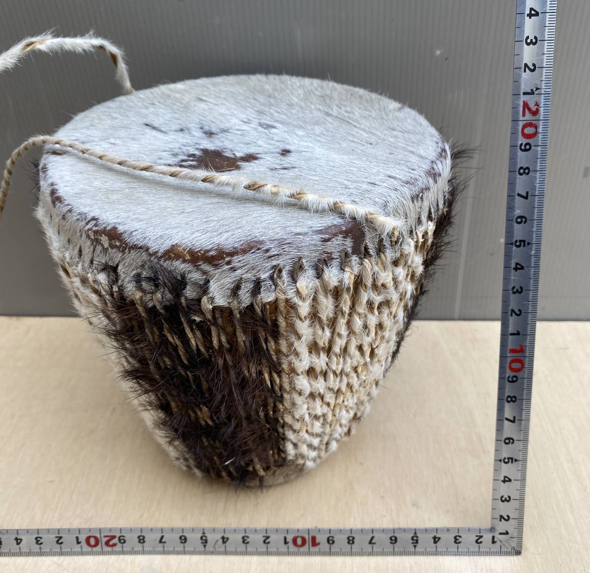 ビニャーゴ346/アフリカ タンザニア 土産 ngoma 太鼓 木製の筒 牛皮の 