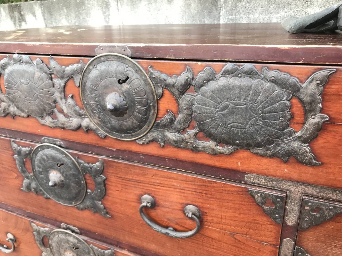 ☆時代箪笥 木目 無垢 仙台箪笥 巾着金具 レトロ アンティーク 鍵付