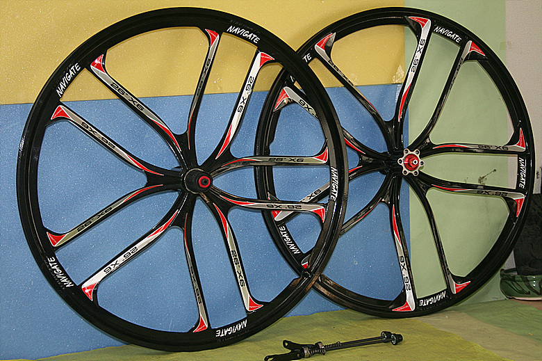 ■ベストストア受賞■送料無料■延長保証可能■AVN-135MW/ワイド