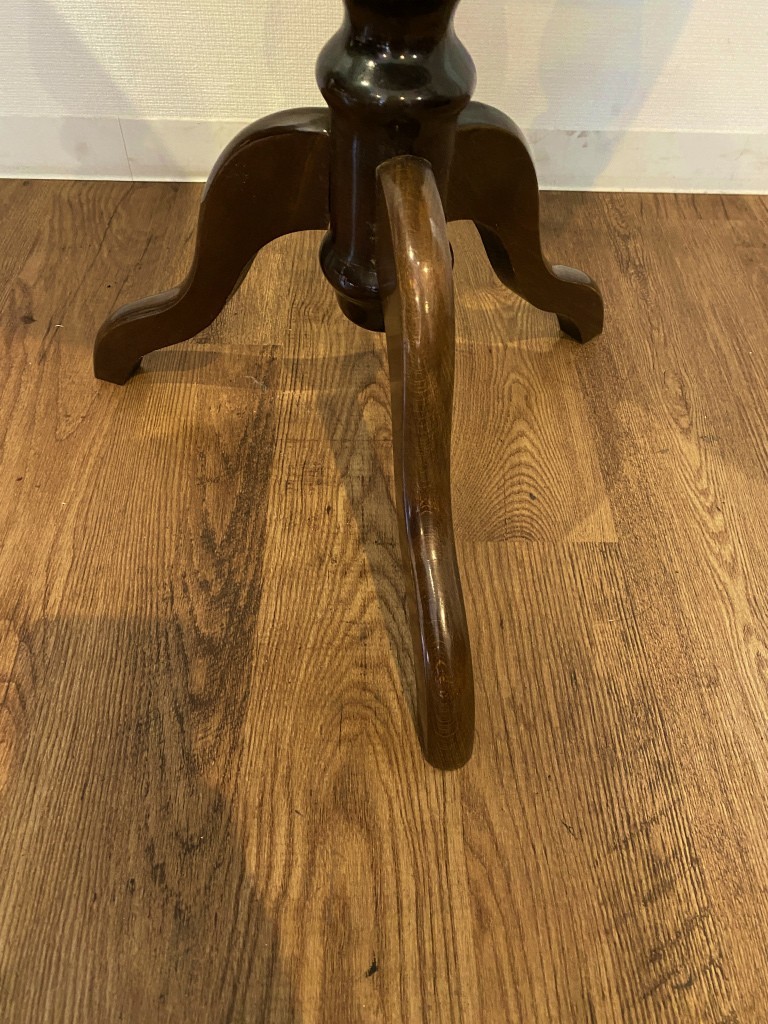 猫足 テーブル コーヒーテーブル レトロ アンティーク 62x62cm　美術品 調度品 ヨーロッパ 家具 イギリス 秋Y0221-21