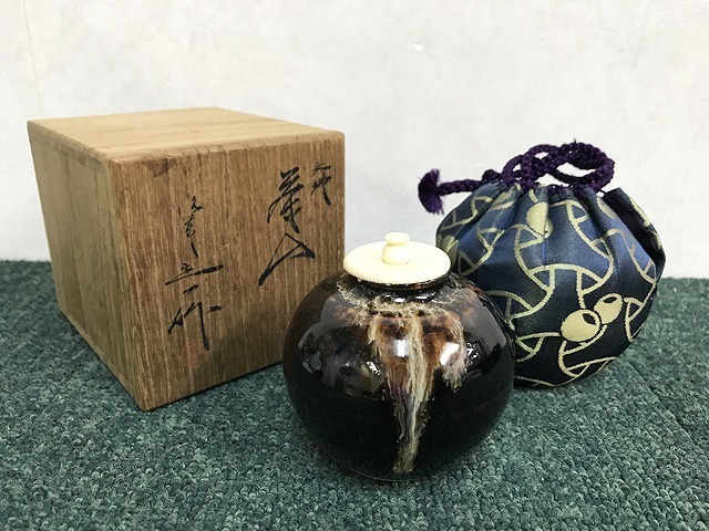 桶谷定一 | 共箱 茶道具 丸壷茶入 象牙蓋 仕服（扇面宝