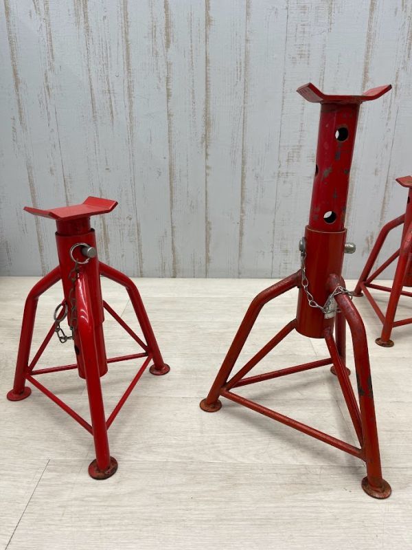 ジャッキスタンド 4点 まとめて 車 メンテナンス ウマ 馬 リジット 基 3つ足 三つ脚 足 ジャッキアップ 整備 即日配送 ジャッキスタンド 売買されたオークション情報 Yahooの商品情報をアーカイブ公開 オークファン Aucfan Com