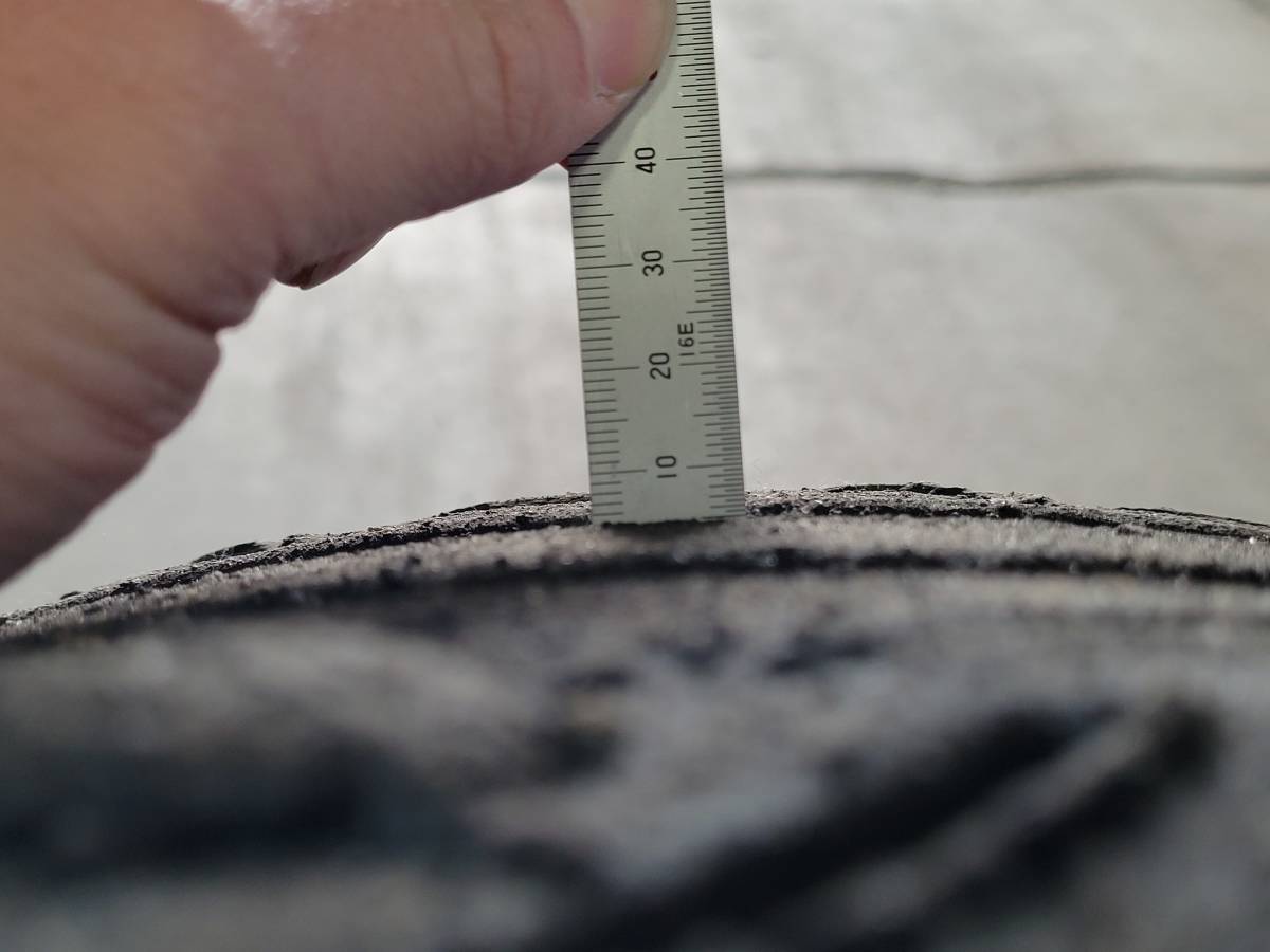 VALINO ヴァリノ ぺルギア08R 265/35R18 TREADWEAR 200 中古2本セット ハイグリップ ドリフトに④ VALINO 08R ヴァリノ ペルギア08R265&frasl;35R18 2本 Official
