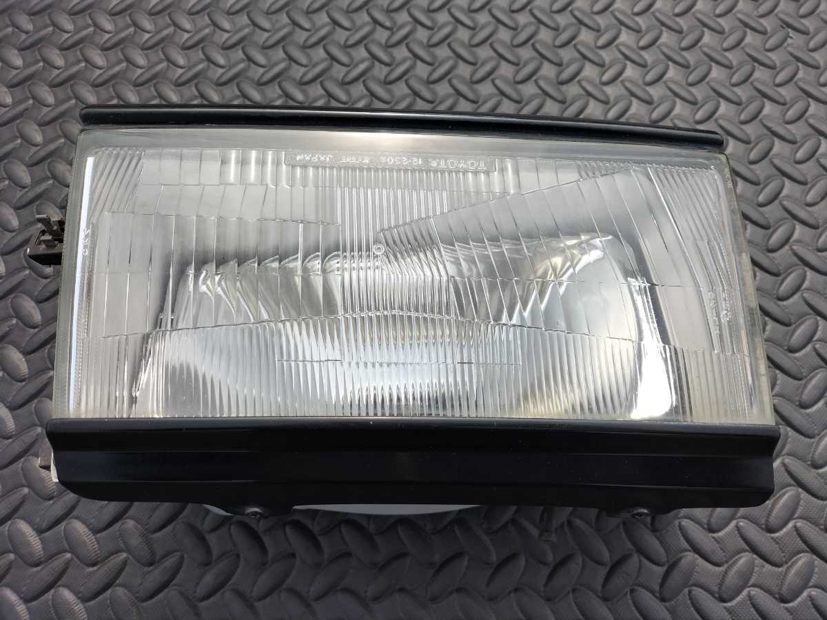 トヨタ AE80 カローラ ヘッドライト 運転席側 TOYOTA 12-230R 光軸調整  