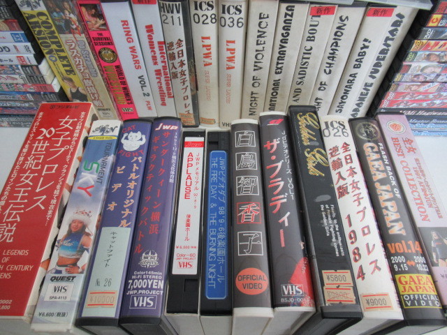 B590.女子プロレス・格闘技 DVD/VHS めとめて 動作未確認ジャンク