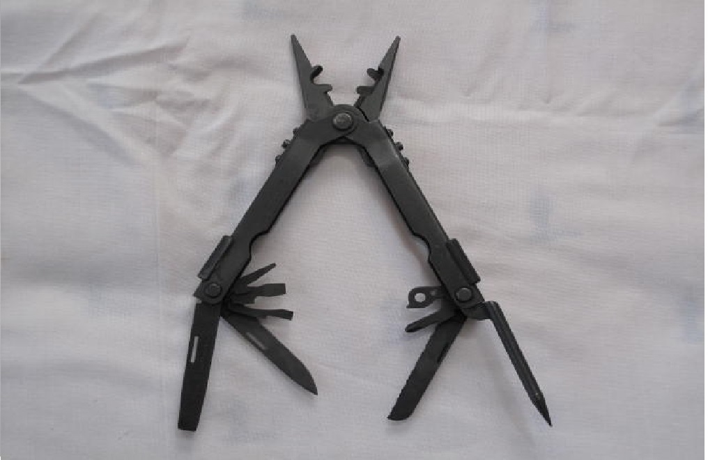 ☆ GERBER マルチプライヤー USA製 600 D.E.T. 爆発物処理専用  