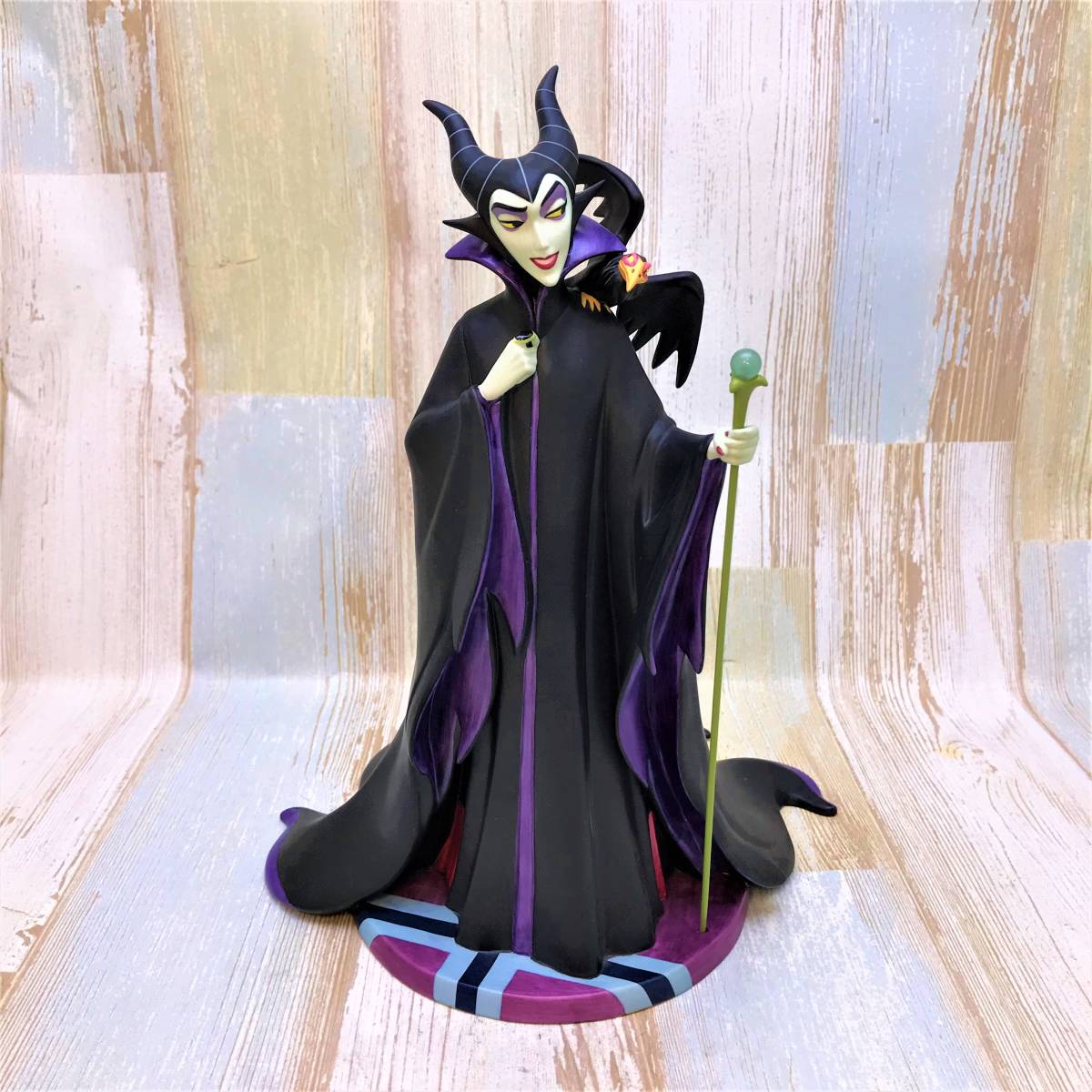 【年末年始価格】WDCC 眠れる森の美女 陶器フィギュア レア☆WDCC マレフィセント Maleficent 眠れる森の美女 ヴィランズ