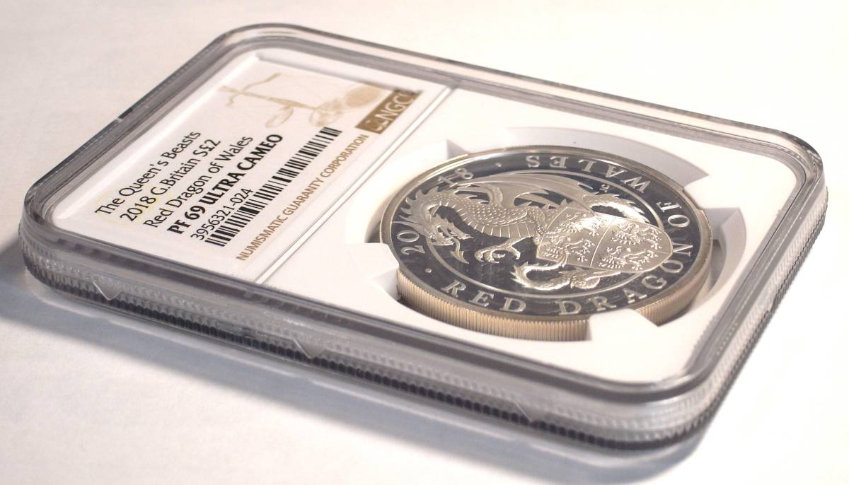 1円スタート】2018 イギリス クイーンズビースト 2ポンド 銀貨