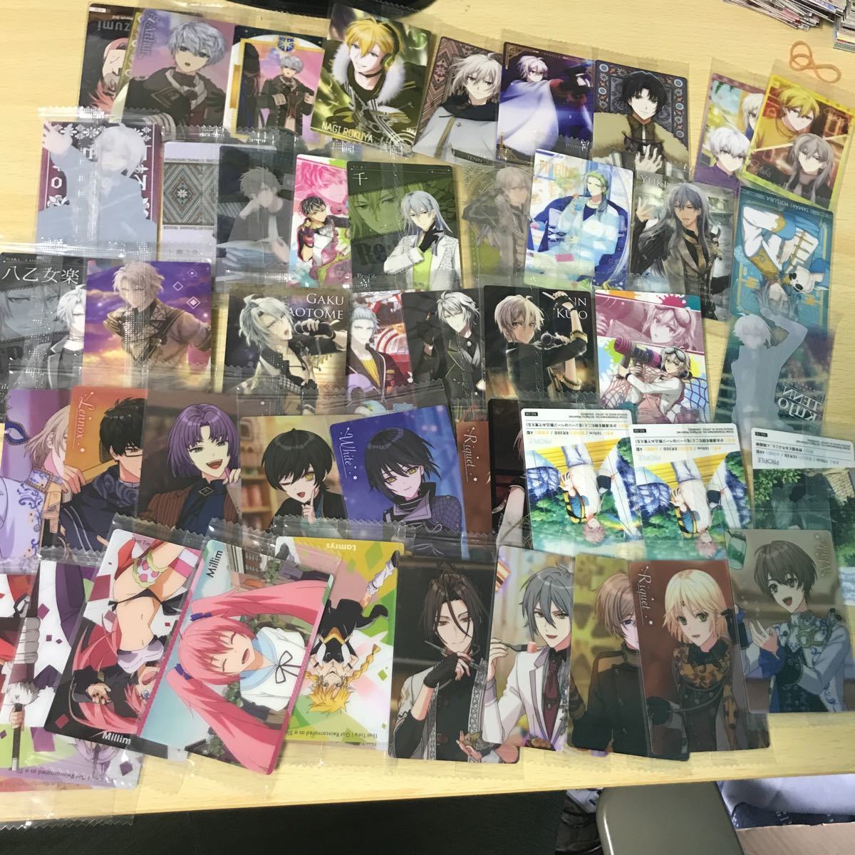 カード まとめ うたプリ 夏目友人帳 アイドリッシュセブン アイナナ ヒプノシスマイク キラ レア プロモ うたのプリンスさまっ D985 その他 売買されたオークション情報 Yahooの商品情報をアーカイブ公開 オークファン Aucfan Com