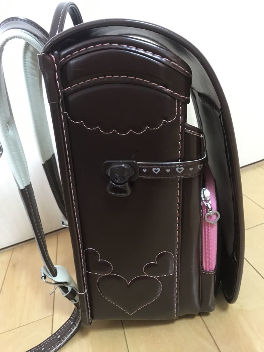 Topvaluトップバリュ 女の子用ランドセル Aeon イオン 小学生 ダークブラウン焦茶ピンク桃 ハート ランドセル 売買されたオークション情報 Yahooの商品情報をアーカイブ公開 オークファン Aucfan Com
