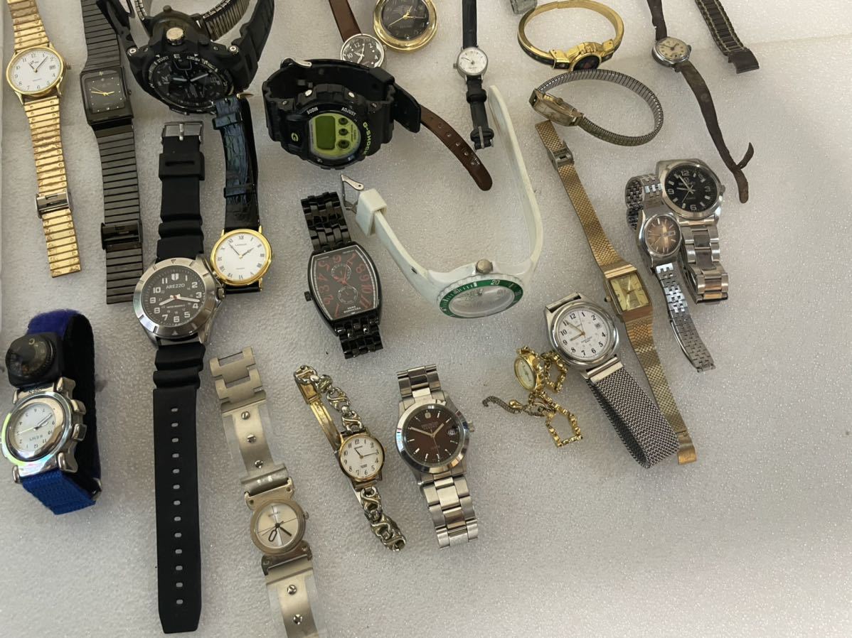 SEIKO 腕時計　5本まとめ売り　ジャンク品 HOT，新作】 ☆腕時計大量124本まとめ売り 約5.2キロ CITIZEN/SEIKO/G
