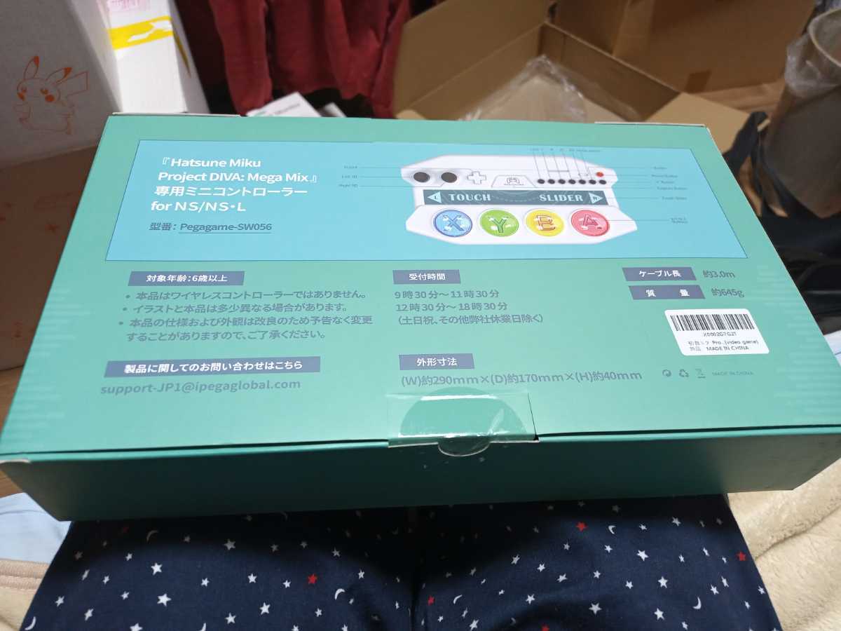 DIVA Project 初音ミク 『初音ミク : MEGA39's PEGA MEGA39ʼs』専用ミニ GEME Nintendo ミニコントローラー | 美品 MEGA39's』専用コントローラー HORI アーケードコントローラー