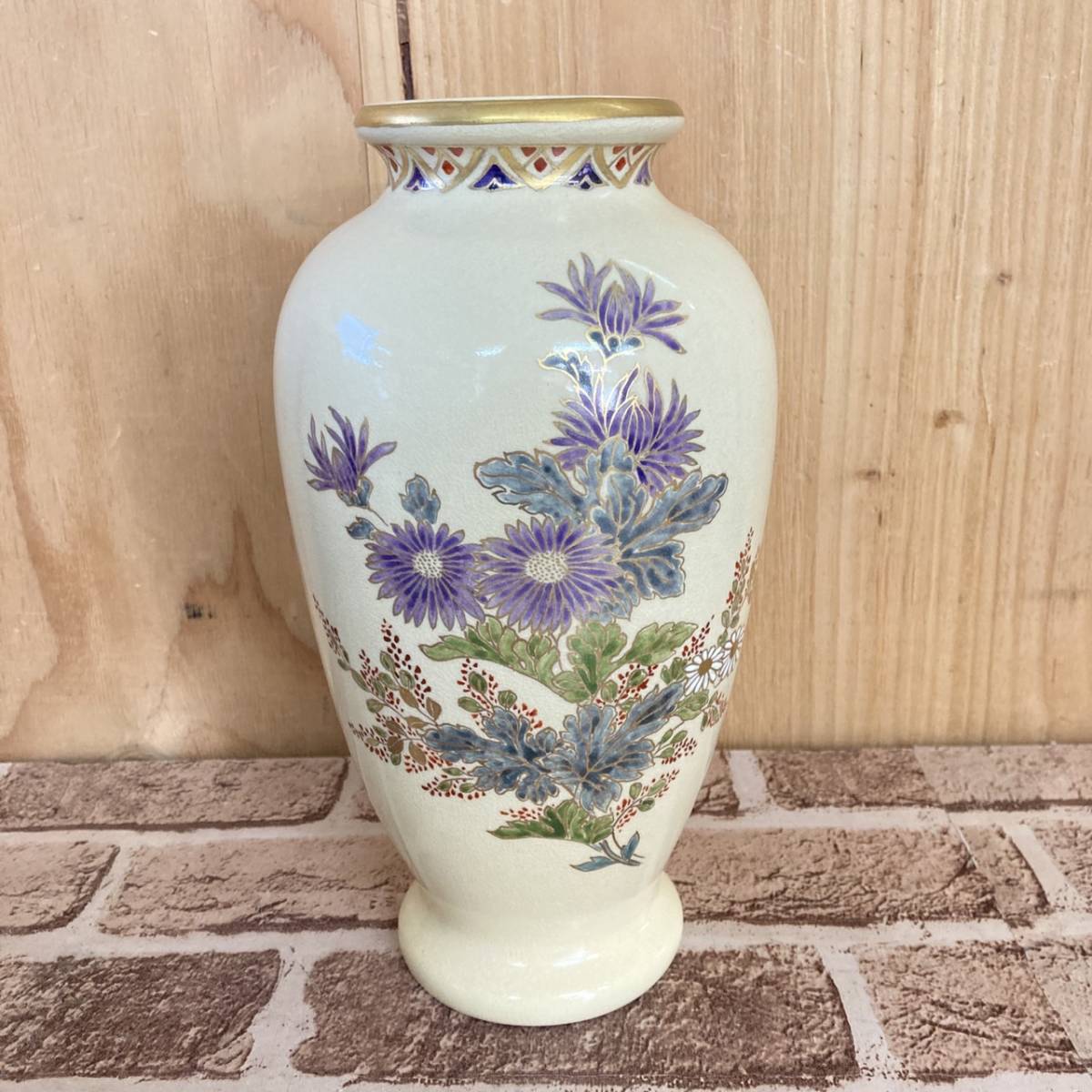 ♥️♥️♥️宝物放出！薩摩焼・島津家磯御庭窯の花瓶