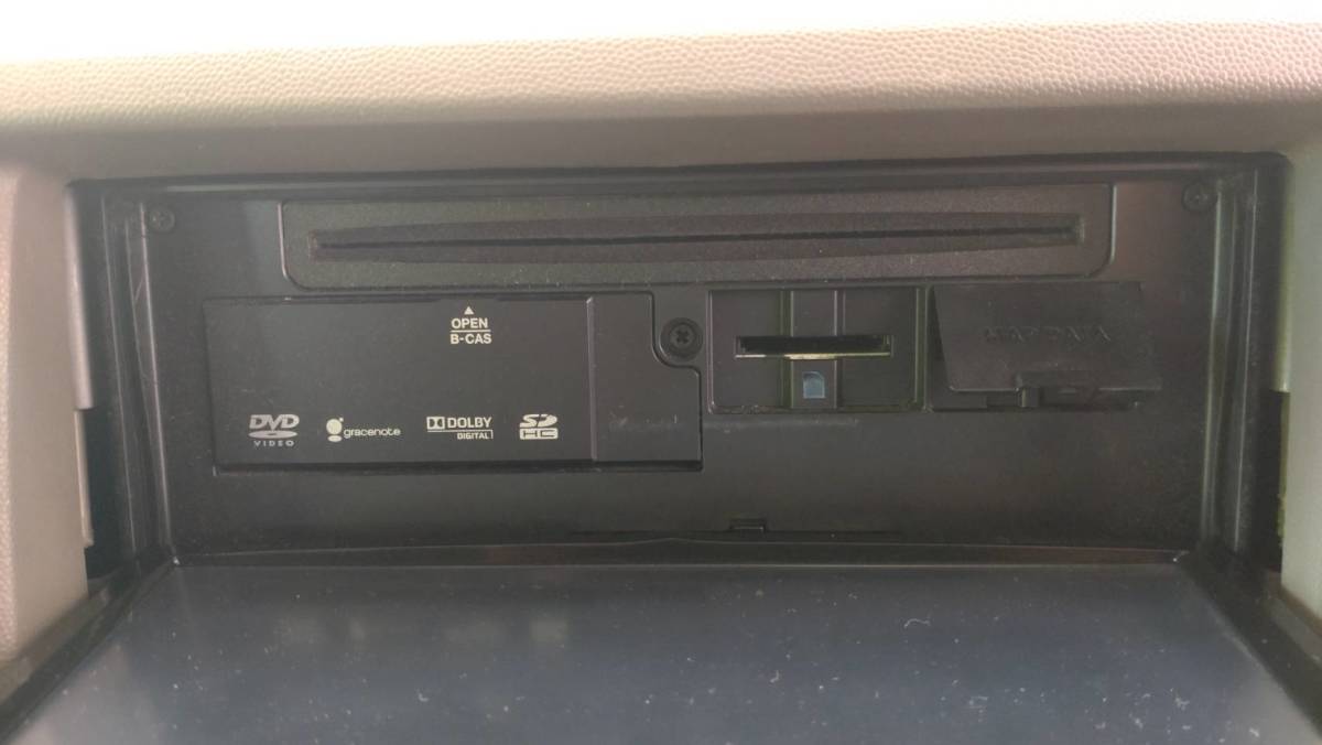 clarion クラリオン カーナビ 地デジ メモリーナビ NX614W中古