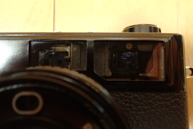 MINOLTA HI-MATIC E フィルムカメラ レンズ ROKKOR-QF 1:1.7 f