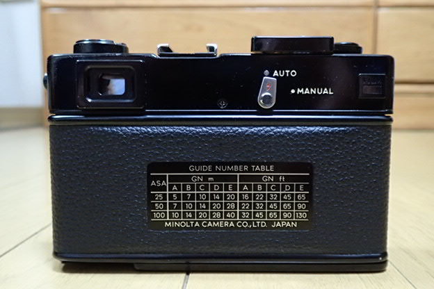 MINOLTA HI-MATIC E フィルムカメラ レンズ ROKKOR-QF 1:1.7 f