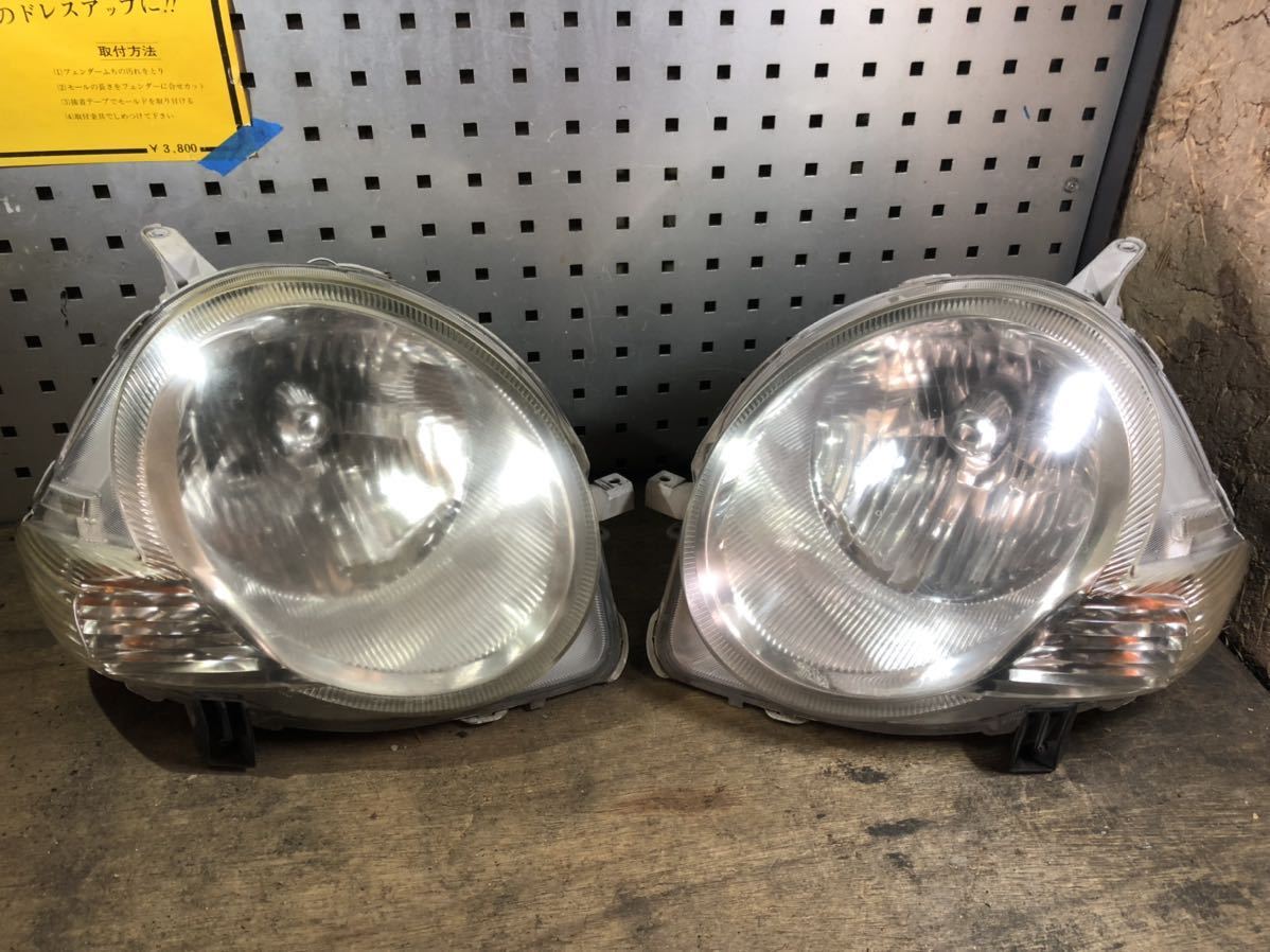 シエンタ NCP81G NCP85G 左右 ヘッドライト ヘッドランプ 純正キセノン HID 点灯OK 電動レベライザー付 動作OK★