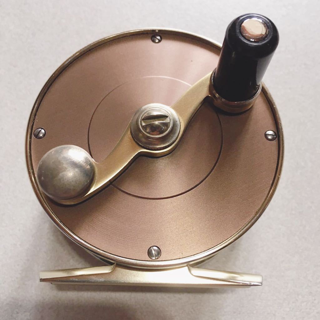 限定レアカラー キラク ハルキュオン スモールトラウト フライリール