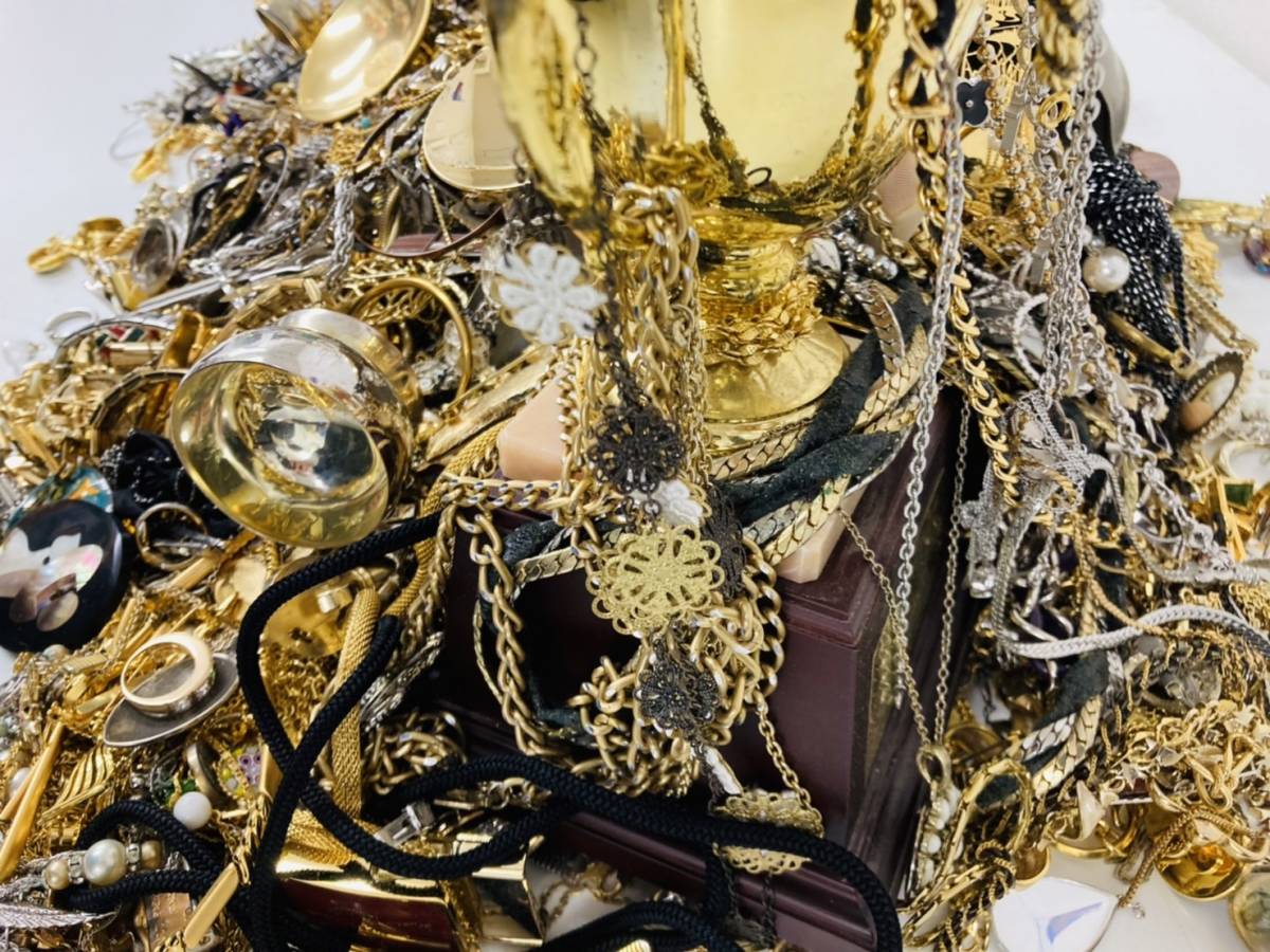 K-KS24.4 メッキアクセサリー メッキ製品おまとめ ネックレス ブローチ