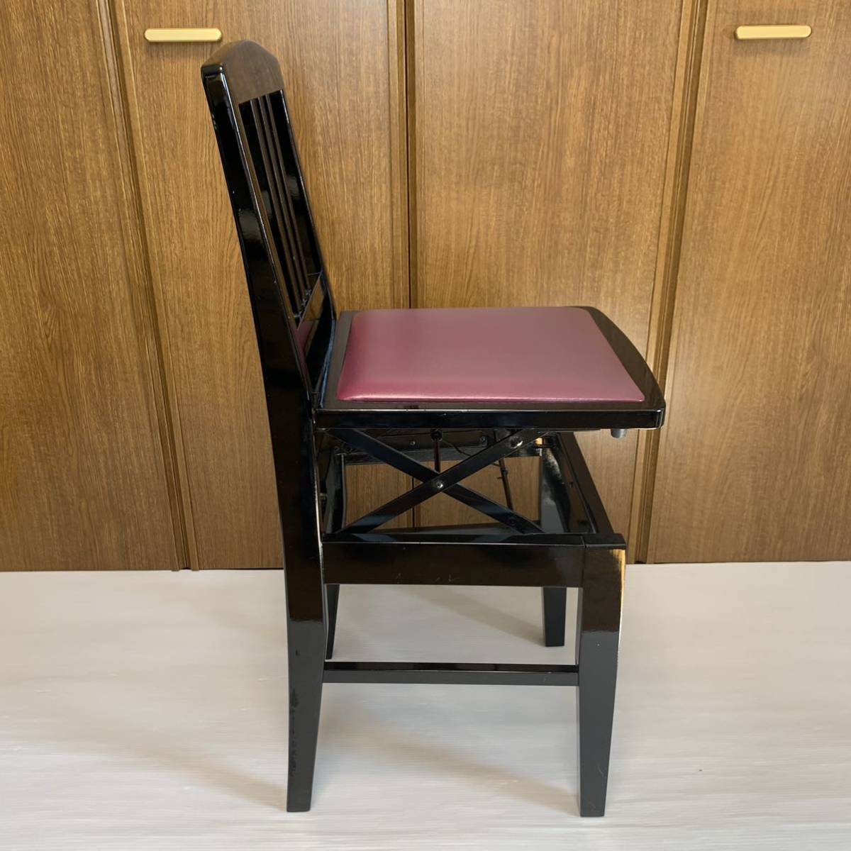 美品 高低自在 トムソン椅子 背もたれ付 ピアノ椅子
