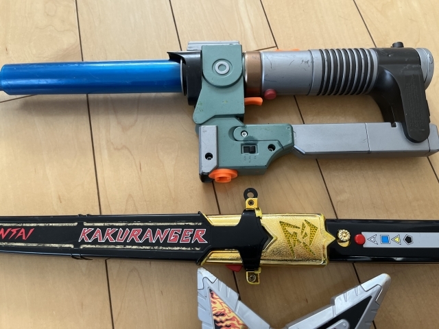 ジャンク＞◇ カクレンジャー スーパー戦隊 武器 刀 銃 玩具 オモチャ