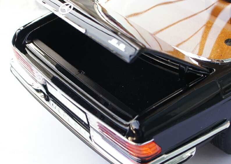 ノレブ 1/18 1976 メルセデス ベンツ 450 SEL 6.9 W116 Sクラス 3代目