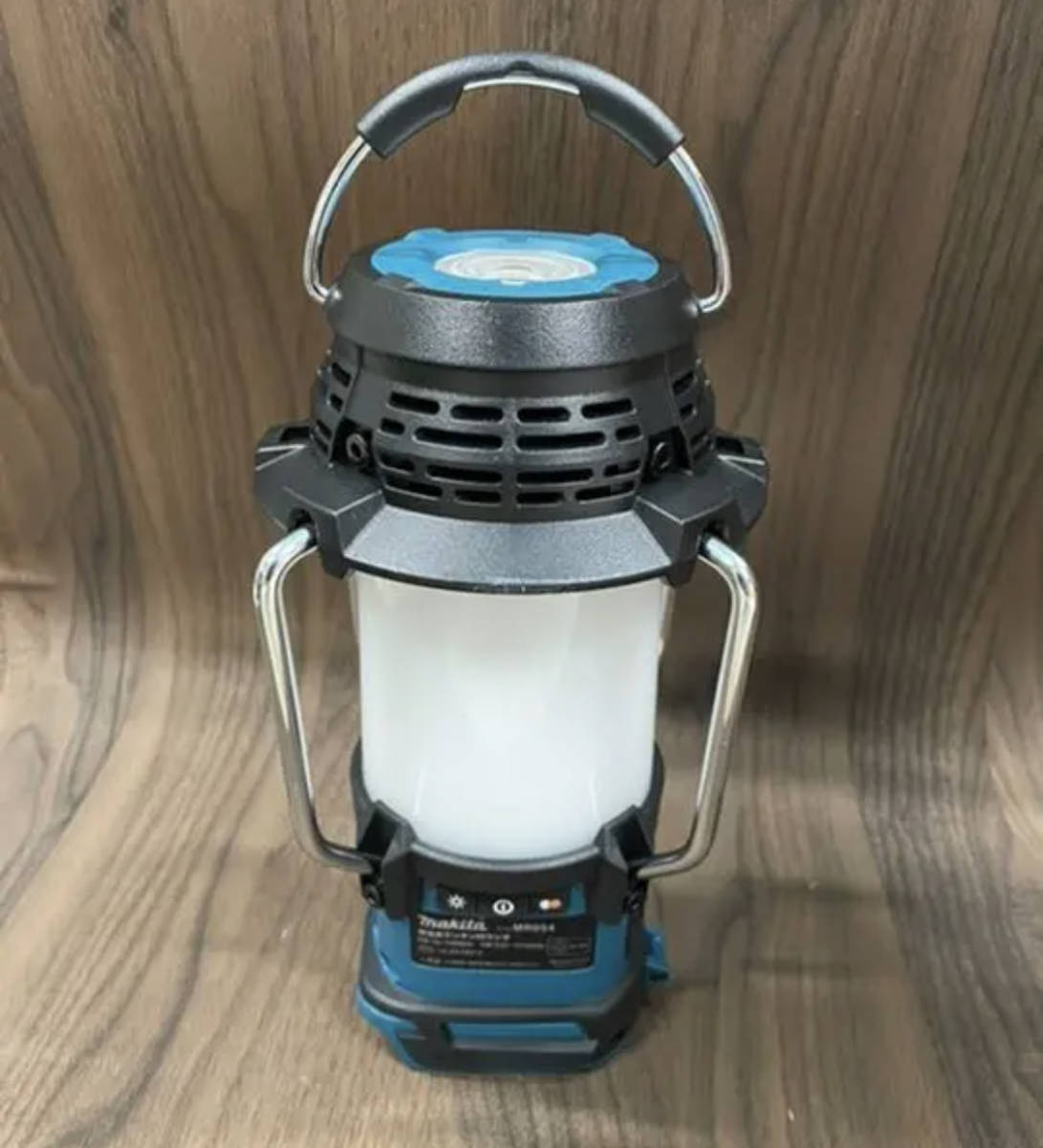 Makita mr054 Led ランタン マキタ ラジオ ランタン 充電式ランタン付