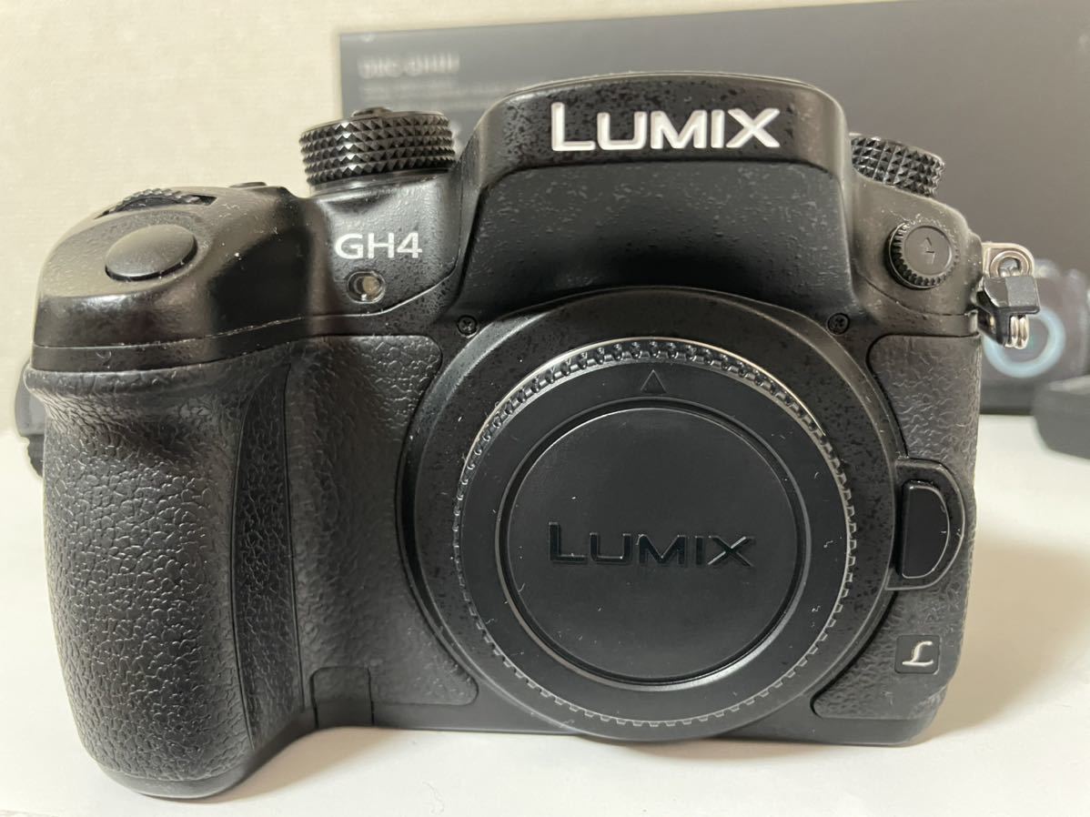 LUMIX Panasonic ボディ 予備バッテリー バッテリー付き CA01 【美品】Panasonic DMC-GH4 LUMIX Gバッテリー3個付き