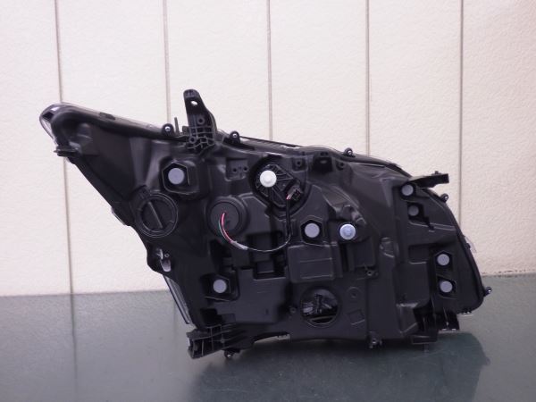 B19142 ヴェルファイア 30系 後期 左ライト 2眼LED ICHIKOH 58-94 ム