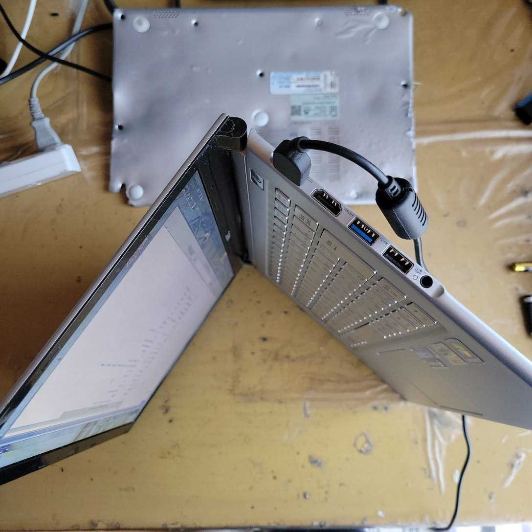 Nec Lavie Ultrabook Corei7 Win7 メモリ４gb Pc Lz750hs 裏カバー割れ バッテリー充電不可 12インチ 売買されたオークション情報 Yahooの商品情報をアーカイブ公開 オークファン Aucfan Com