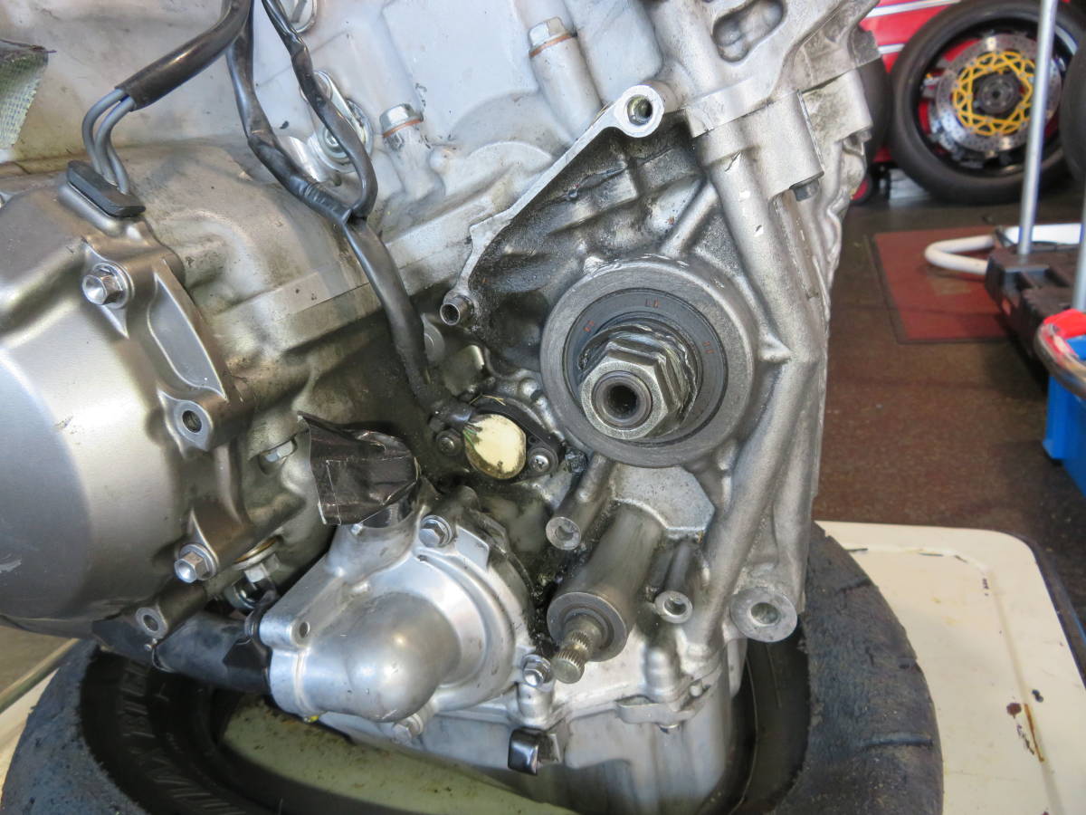 引き取り限定
【Panasonic 全自動洗濯機 12kg NA-FA12V1】 ZX-10R 純正エンジンASSY/2014年ZX10R/引き取り希望(エンジン本体