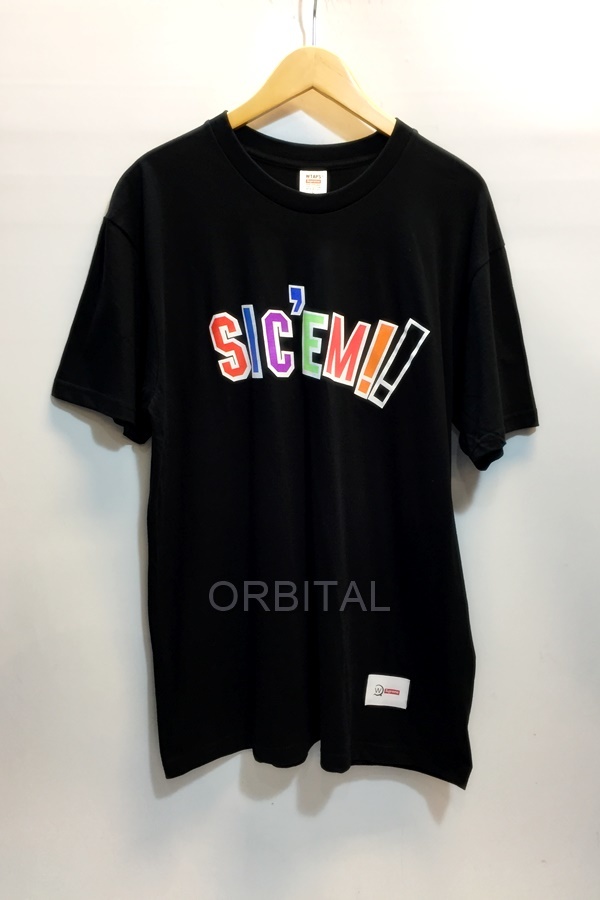 代官山)シュプリーム Supreme × WTAPS 21FW Sic'em! Tee プリント Tシャツ サイズL ブラック メンズ ロゴ Supreme | WTAPS Jacket Varsity 半袖