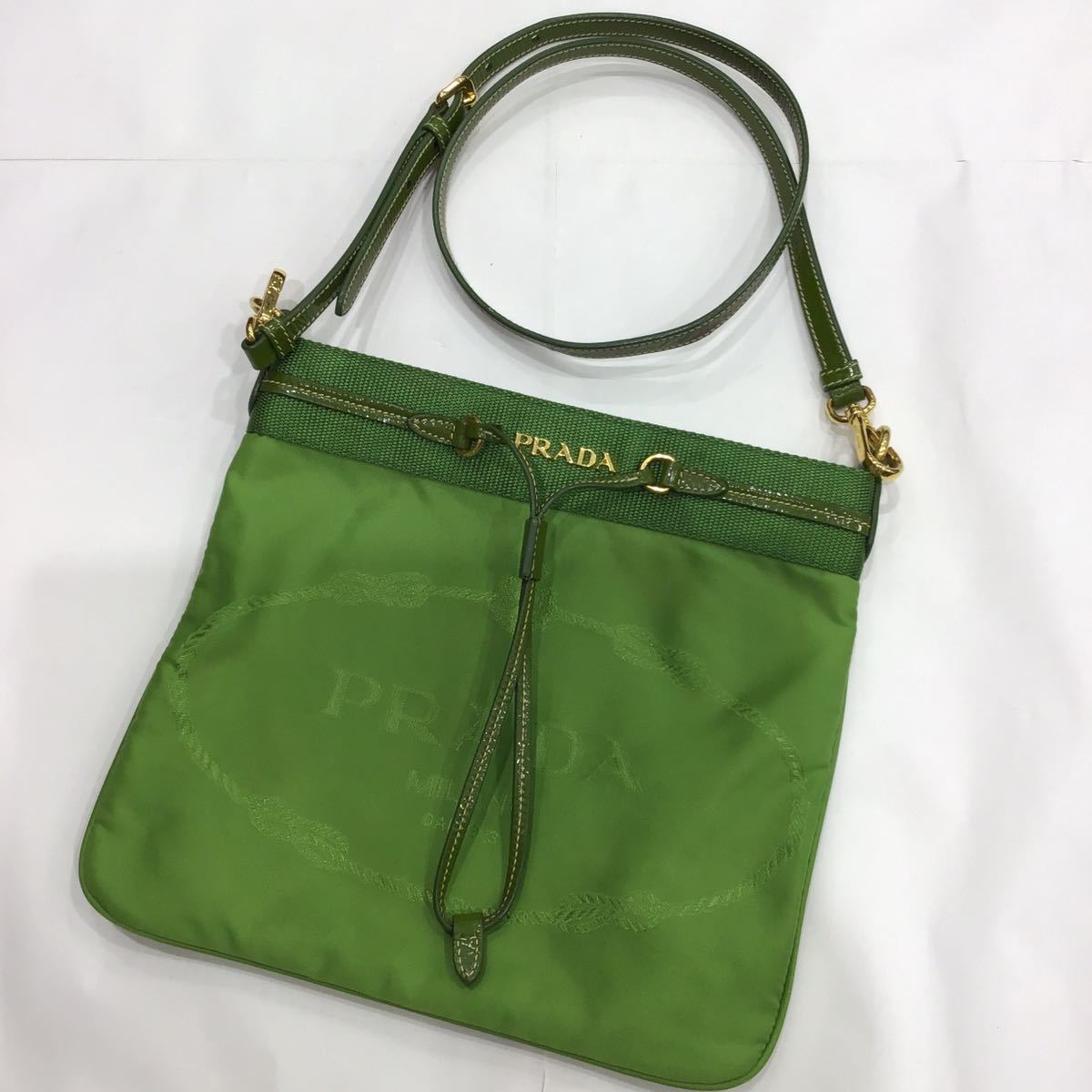 PRADA ショルダーバッグ サコッシュ エメラルドグリーン ナイロン y2k
