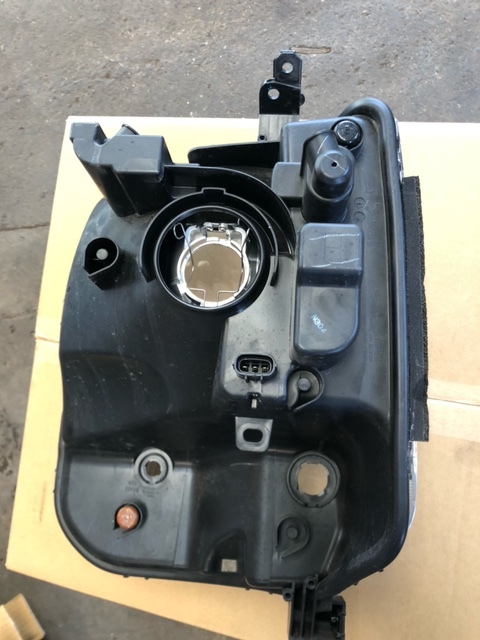 NV100クリッパー 右ヘッドライトユニット 中古 NV100クリッパー DR17V