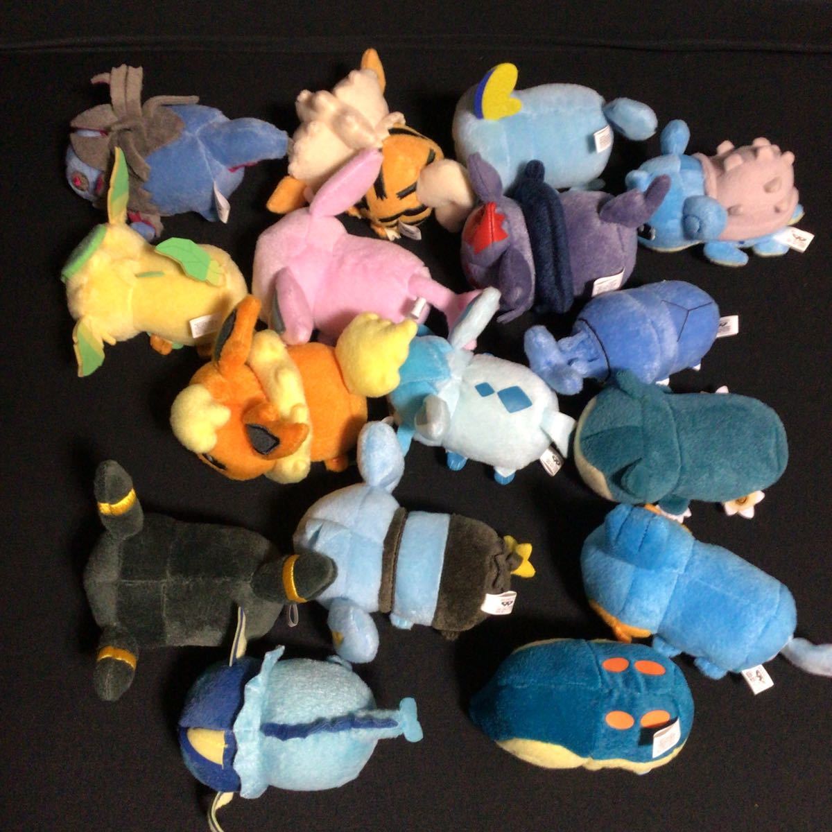 ポケモンころりんフレンズ16個セット