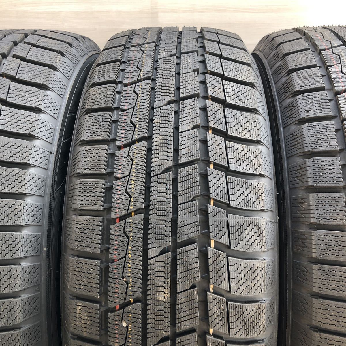 225/60R17 TOYO/TRANPATH TX 2019年製 トーヨー トランパス スタッドレス4本 TOYO 225&frasl;60R17 TX 17インチ 業販品 winter