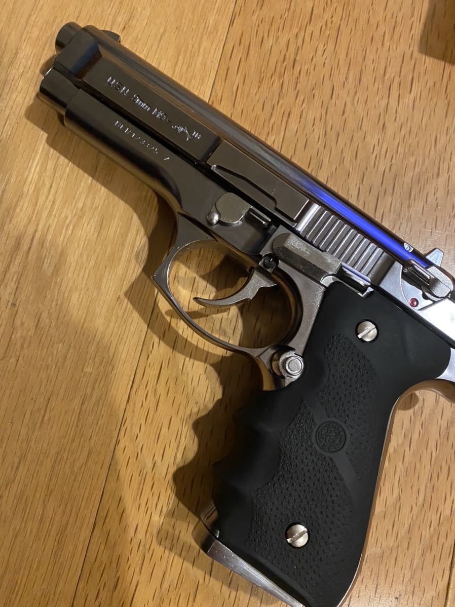 新品マルシンベレッタM9ドルフィンシルバー実銃グリップ仕様モデルガン