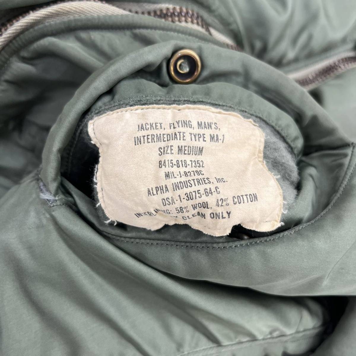 米軍実物 フライトジャケット MA-1 アルファ 1964年 1964年 米軍実物 アルファ製 MA-1 フライトジャケット LARGE フライト