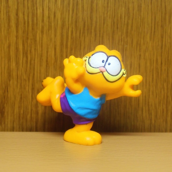 ガーフィールド フィギュア ブルー シャツ Pvc マクドナルド Garfield ミールトイ アメトイ アメリカ キャラクター ネコ ガーフィールド 売買されたオークション情報 Yahooの商品情報をアーカイブ公開 オークファン Aucfan Com