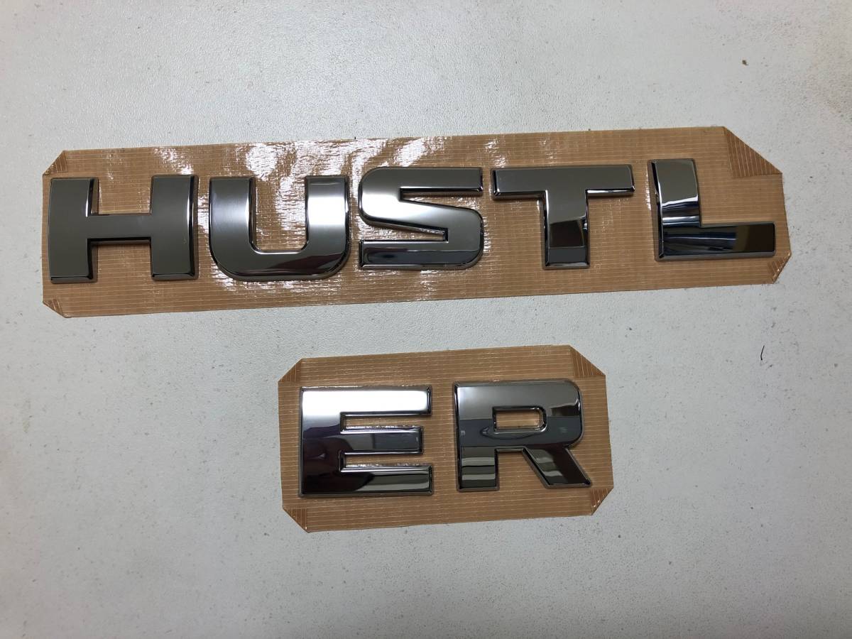 純正【HUSTLERエンブレム（クロームメッキ）】ハスラー｜自動車  