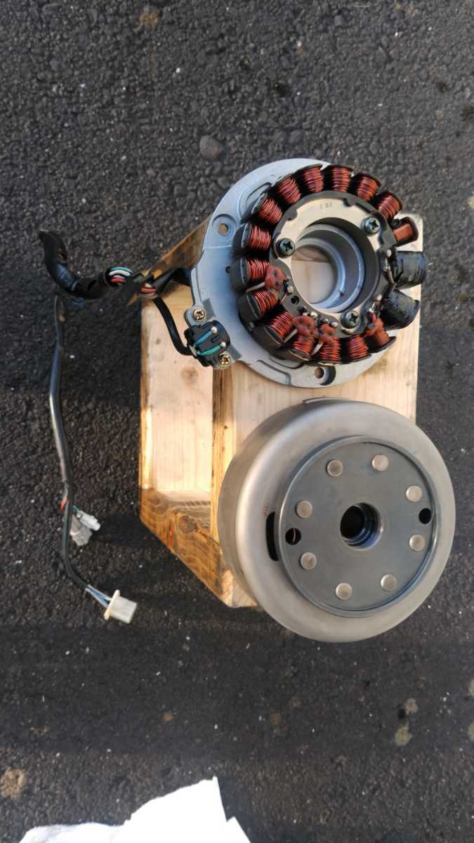 ヤマハ　SR400 SR500用　ジェネレータ　フラマグASSY　 