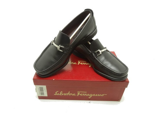 Ferragamo Salvatore フェラガモ サルヴァトーレ サルヴァトーレフェラガモ | ハンドバッグ 中古・古着通販Salvatore サルヴァトーレ・フェラガモ ガンチーニ ヴァラ (サルヴァトーレ FASHIONスマホサイト バッグ 良好◇Salvatore Ferragamo)サルヴァトーレ