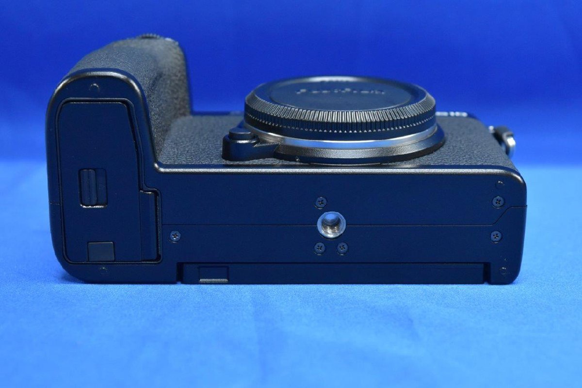 希少 ショット数519回 FUJIFILM X-Pro2 Graphite Edtion ボディのみ