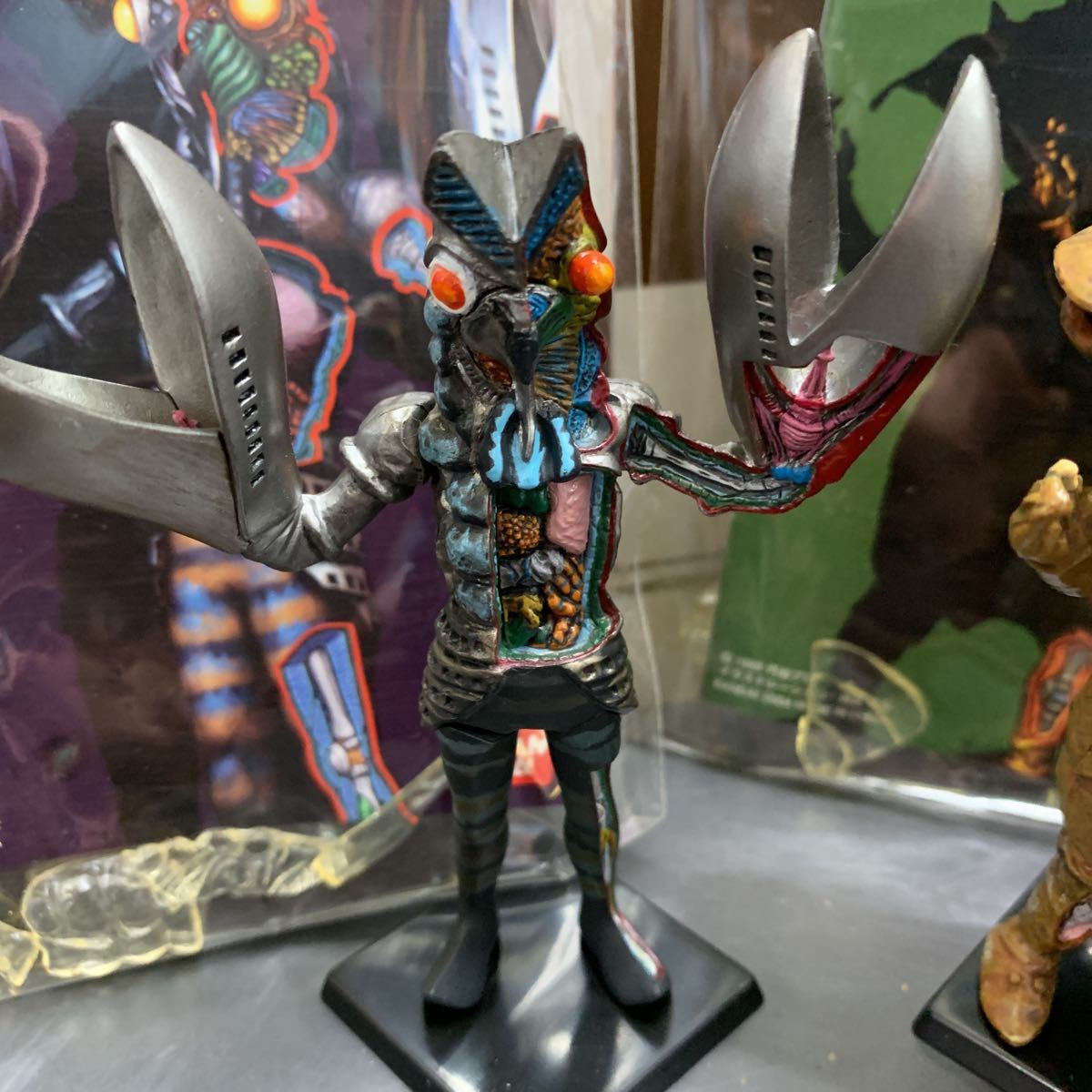 即決 フィギュア3体 セット ウルトラ怪獣解剖図鑑 カネゴン バルタン