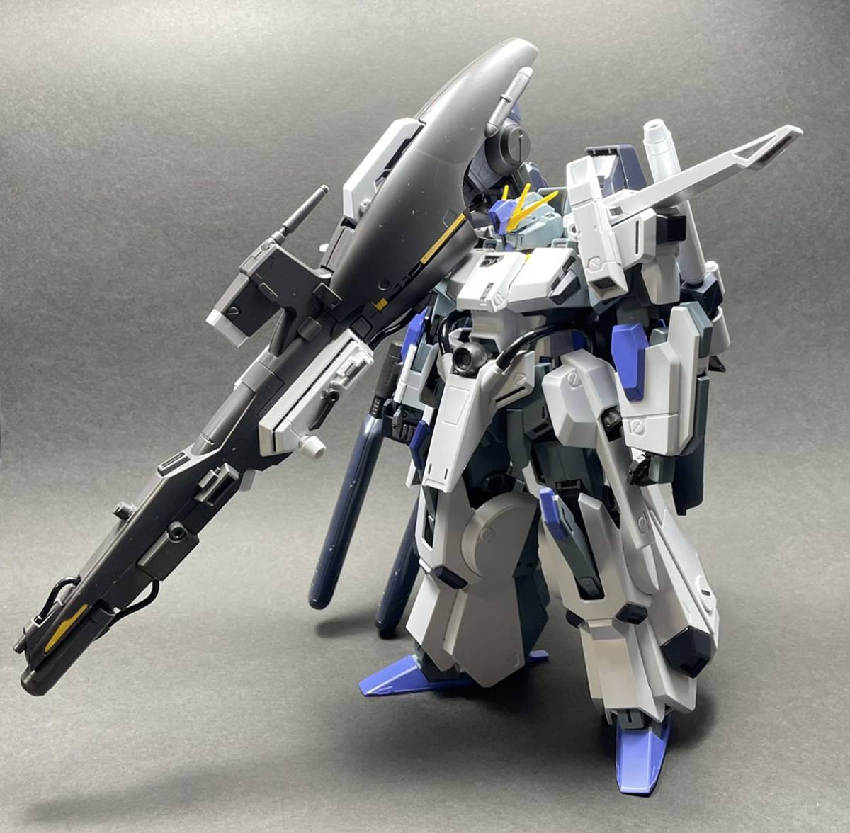 激安価格 【素組み完成品】MG 1/100 FAZZ ver.Ka 激安価格 【素組み完成品】MG 1/100 FAZZ ver.Ka