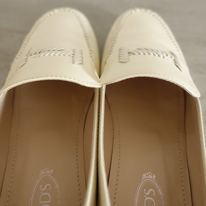 □【美品】トッズ TOD'S *レザー刺繍スリッポン 38/24*白オフホワイト