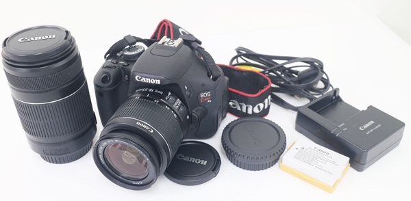 【赤字超特価，高品質】 佐川急便60サイズ K4V124 カメラ キャノン Canon EOS Kiss Xs 通電 シャッターは レンズ2点(キヤノン)｜売買されたオークション情報、yahooの商品情報をアーカイブ公開 - オークファン キヤノン