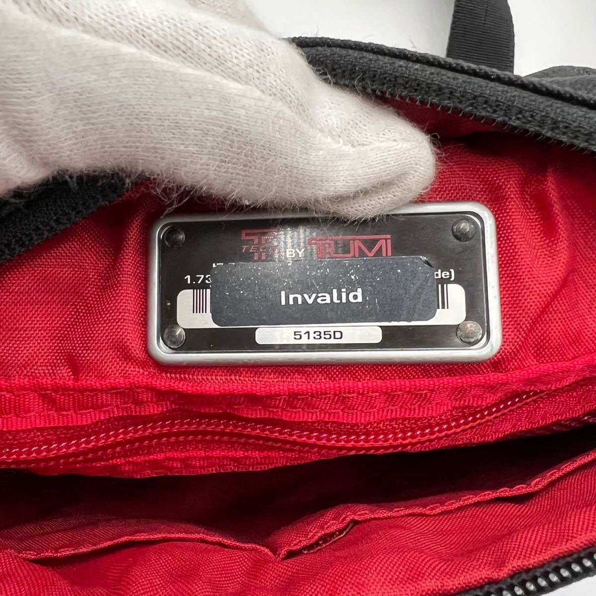 ●極美品 未使用級●TUMI●メンズ●T-TECH FLOW●ショルダー バッグ●ボディ メッセンジャー●ビジネス●通勤●ブラック 黒●トゥミ●