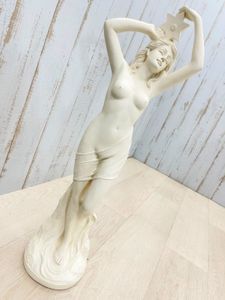 ヴィーナス 像のYahoo!オークション(旧ヤフオク!)の相場・価格を見る