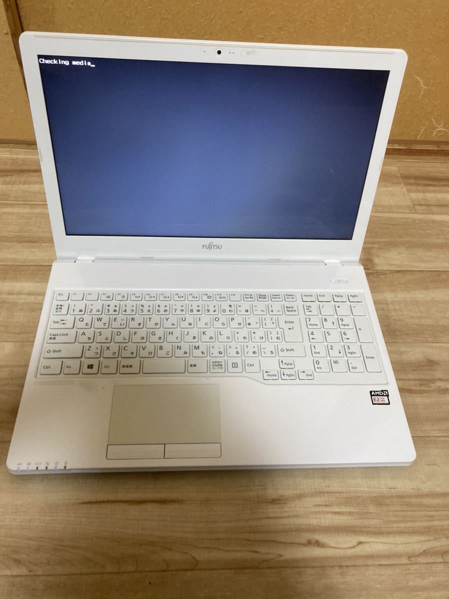 ジャンク富士通 Lifebook U748 U748⁄S 14インチ Corei5 通電OK
